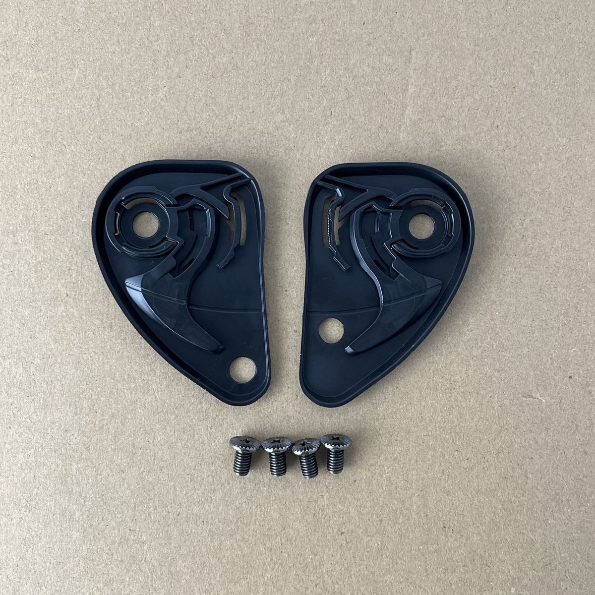 ヘルメットバイザーベースプレートピボットギアキット交換部品、 - Motorcycle Gear Kit のレビューと価格